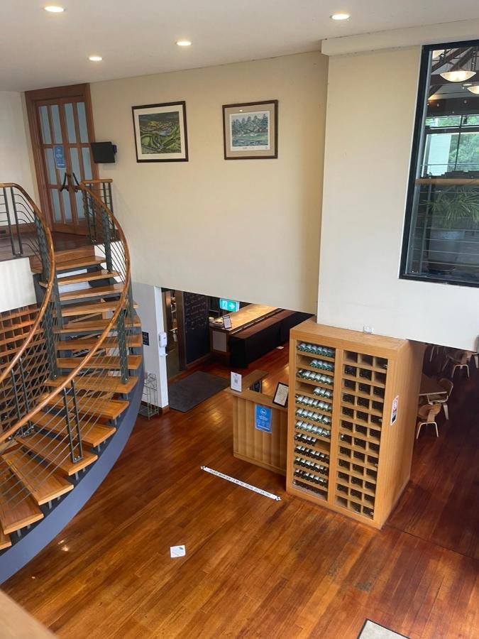 Villa Provincial: Luxe Two-Bedroom Suite with Scenic Views Pokolbin Exterior photo