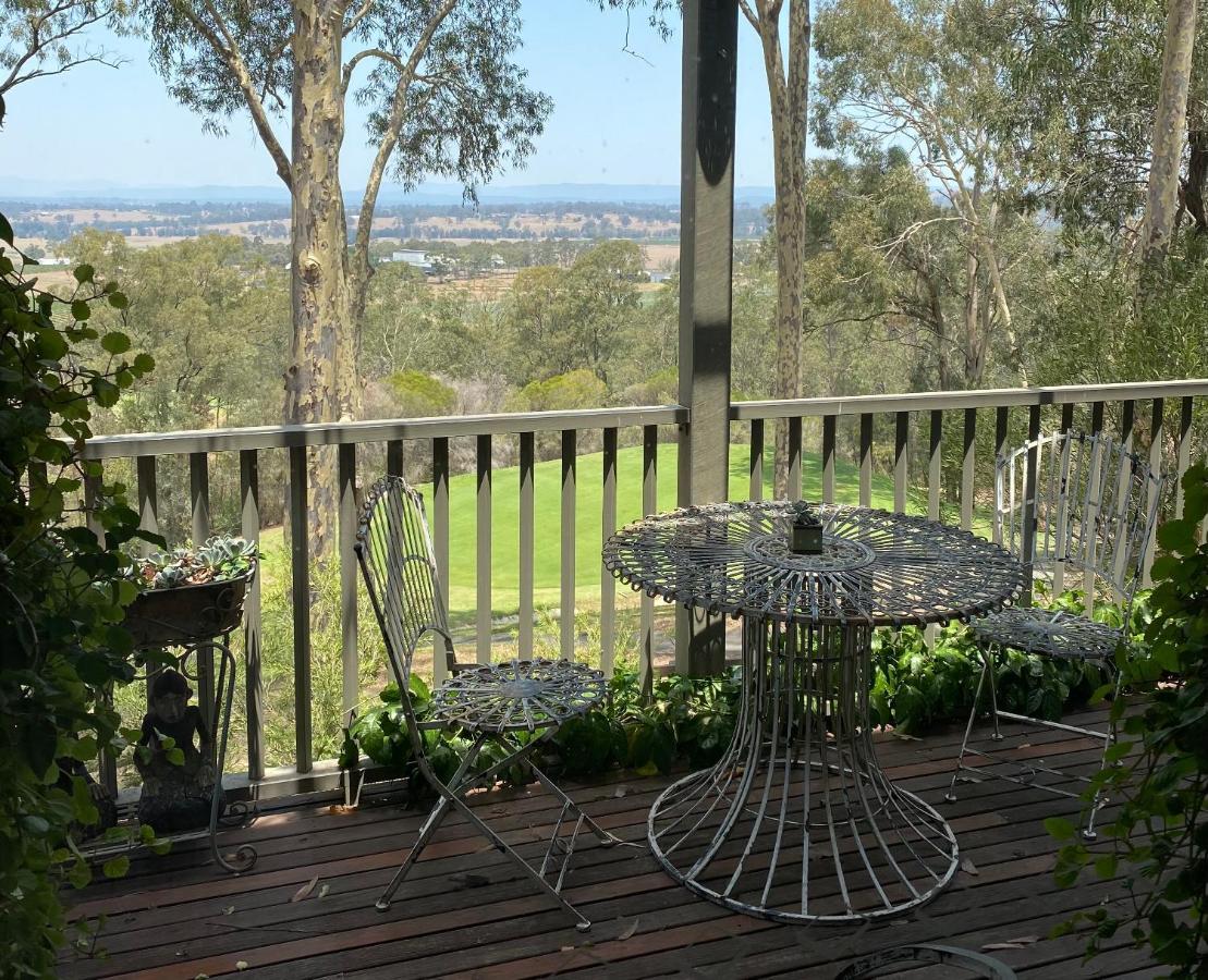 Villa Provincial: Luxe Two-Bedroom Suite with Scenic Views Pokolbin Exterior photo
